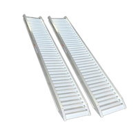 4 metrové hliníkové nájezdy pro stroje