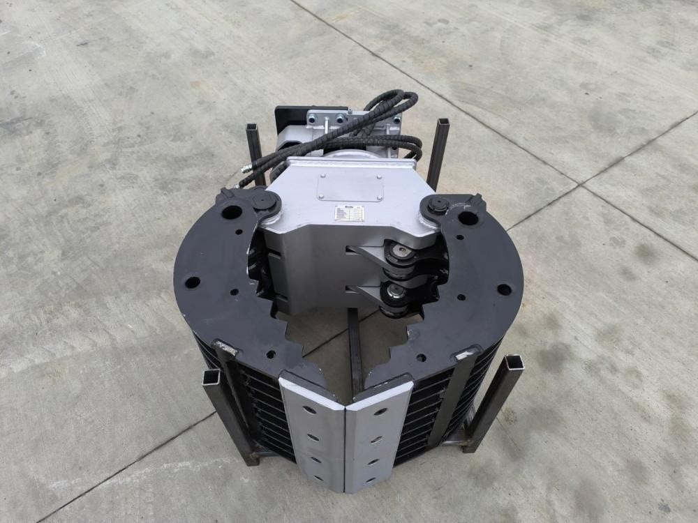 demoliční drapák na bagr